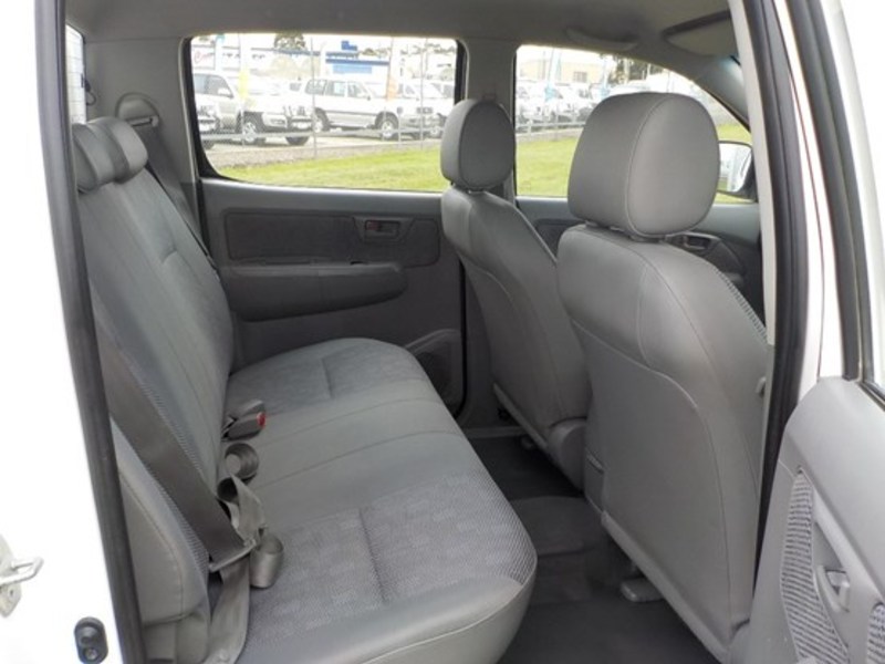 2008 TOYOTA HILUX SR GGN15R