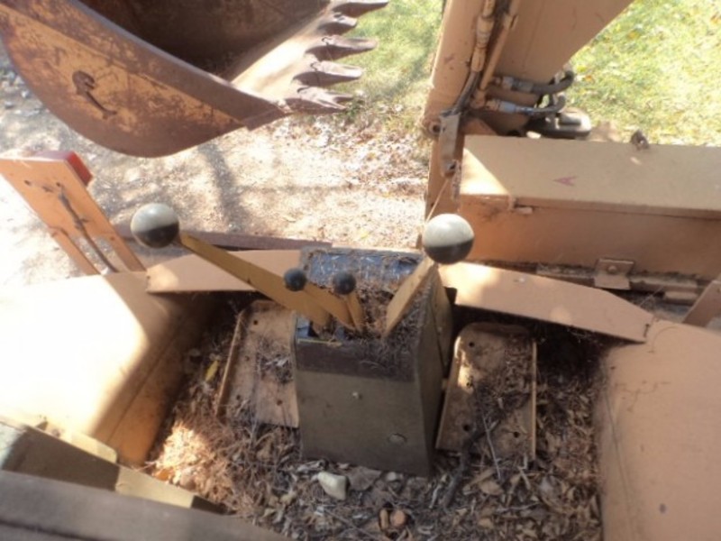 CASE 580K Backhoe Loader