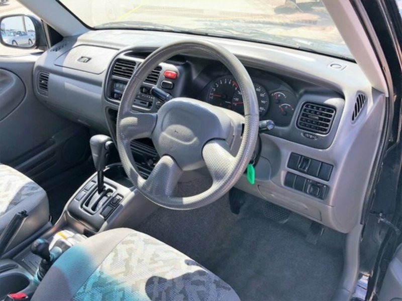 2001 SUZUKI GRAND VITARA JLX "CONVERTIBLE"