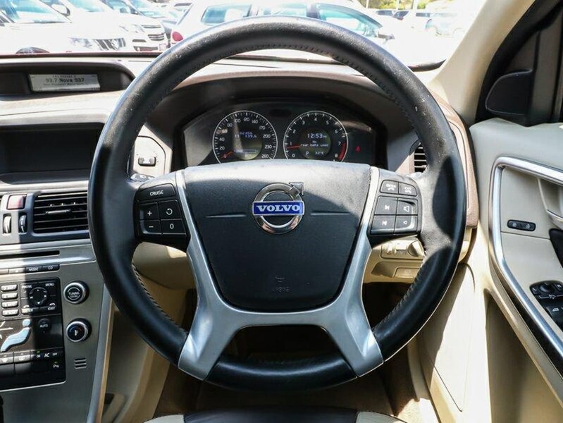2010 VOLVO XC60 (No Series)