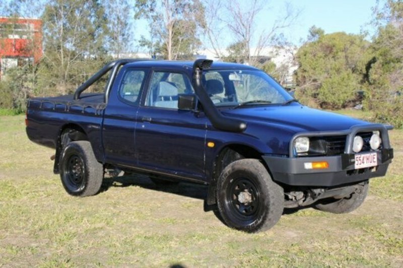 2001 MITSUBISHI TRITON GLX Club Cab MK