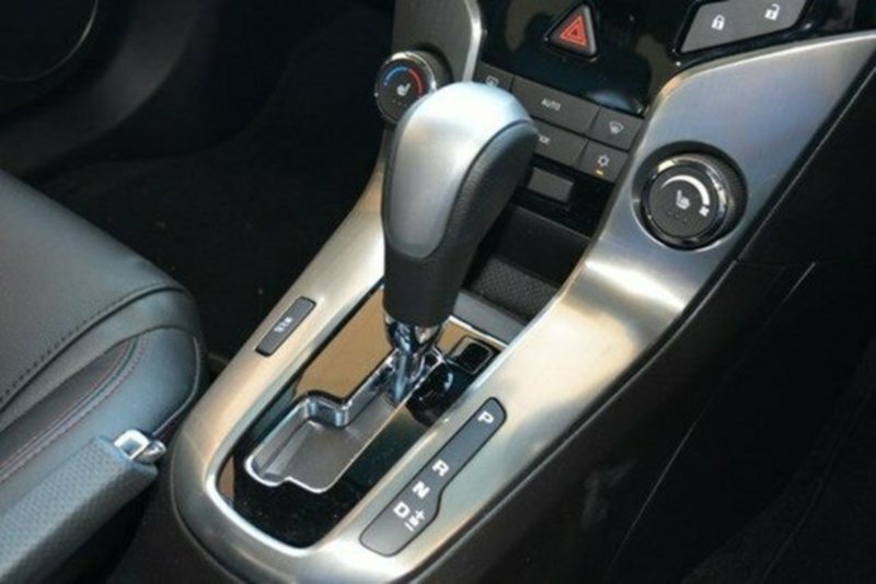 2015 HOLDEN CRUZE SRi-V JH Series II