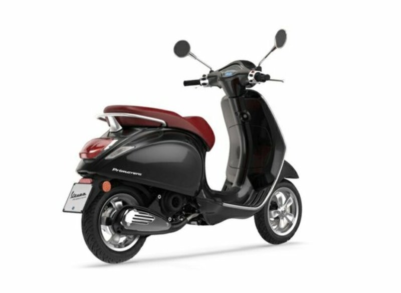 2017 VESPA 125CC PRIMAVERA