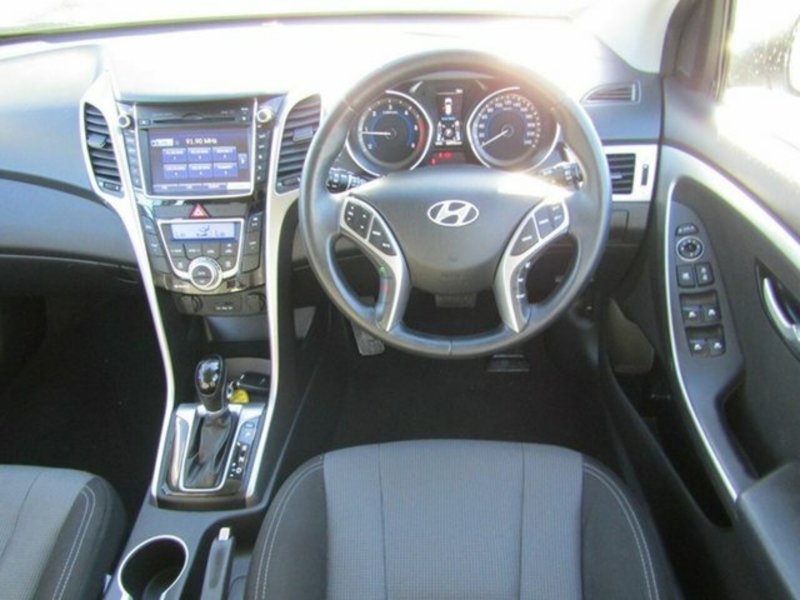 2013 HYUNDAI i30 ELITE 1.6 CRDi GD