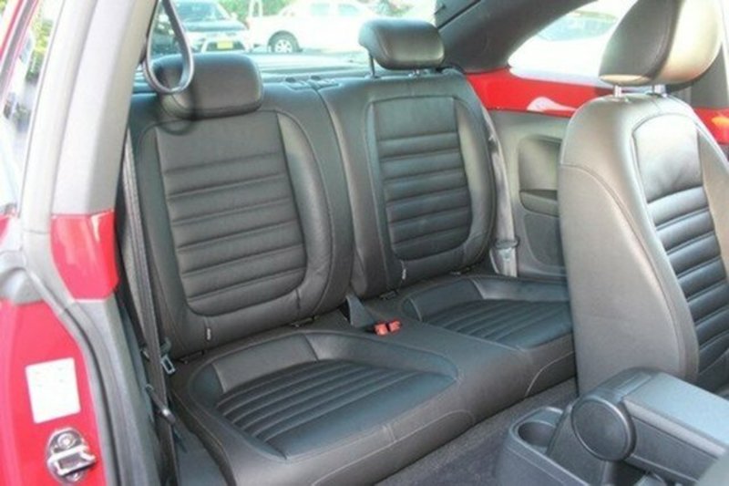 2014 VOLKSWAGEN BEETLE 1L MY15