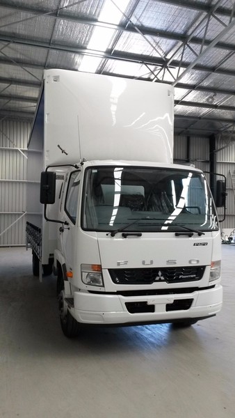 2017 FUSO Fighter 1424 Fighter 1424 Truck