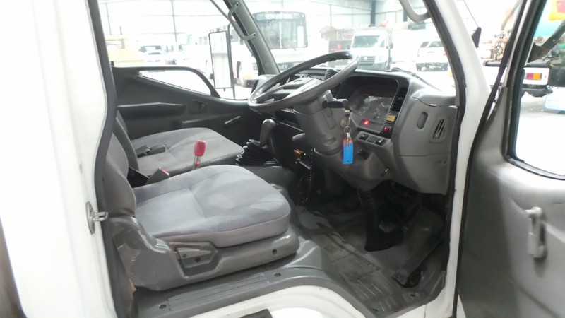2002 MITSUBISHI CANTER Canter Truck