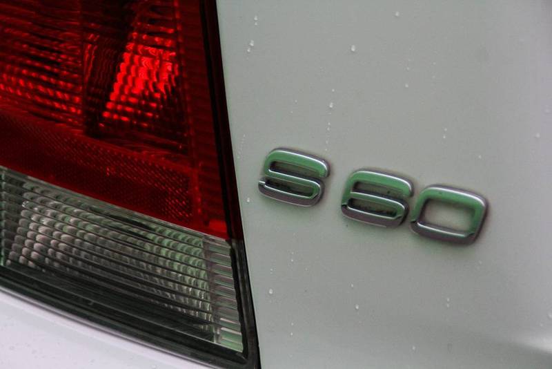 2003 VOLVO S60 AWD MY03
