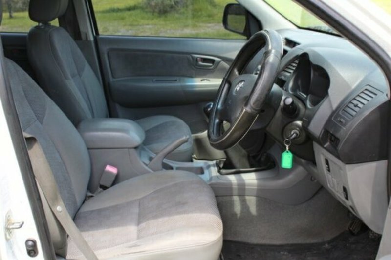 2006 TOYOTA HILUX SR KUN16R MY05