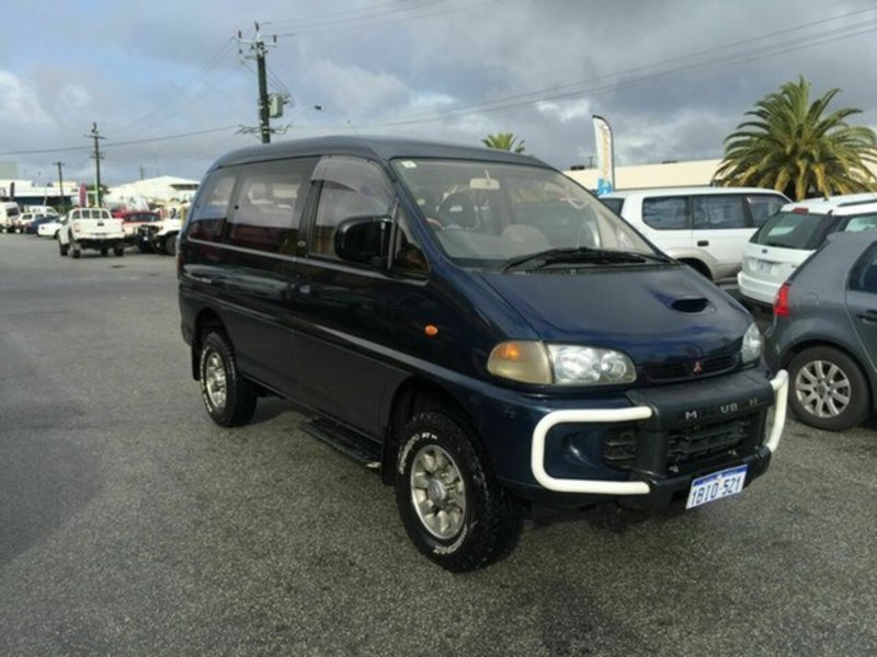 1994 MITSUBISHI DELICA Exceed P25W