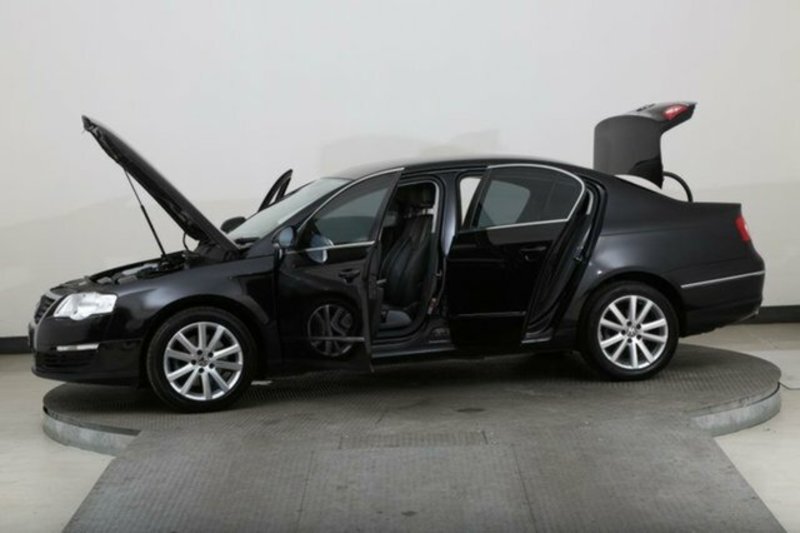 2010 VOLKSWAGEN PASSAT 125 TDI 3C MY10