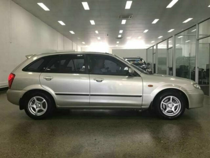 2003 MAZDA 323 ASTINA