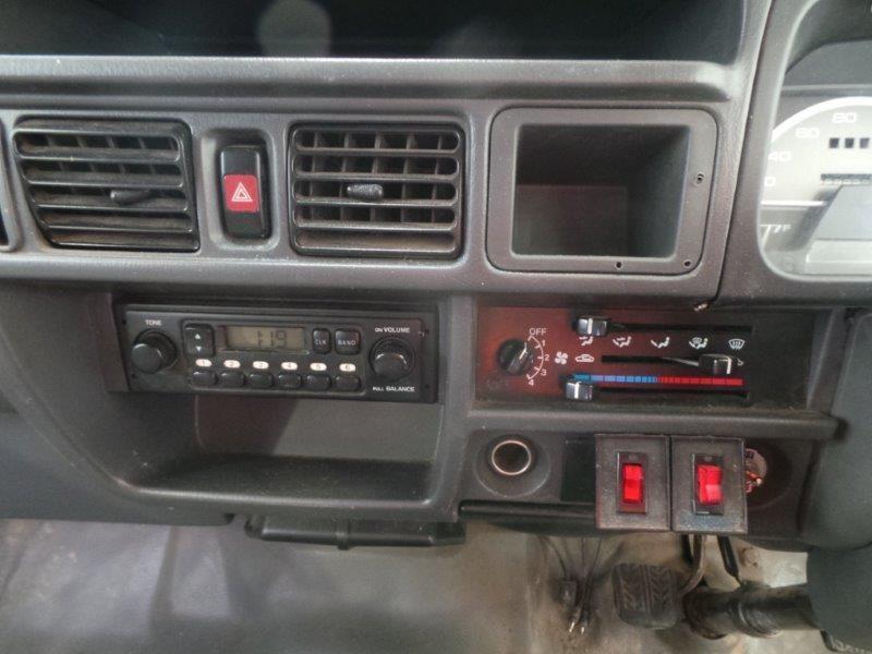 1998 MAZDA E2500