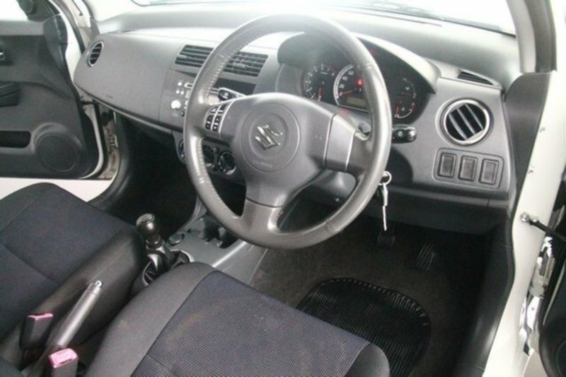 2007 SUZUKI SWIFT EZ