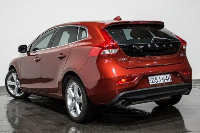 2015 VOLVO V40 T4 LUXURY M MY15