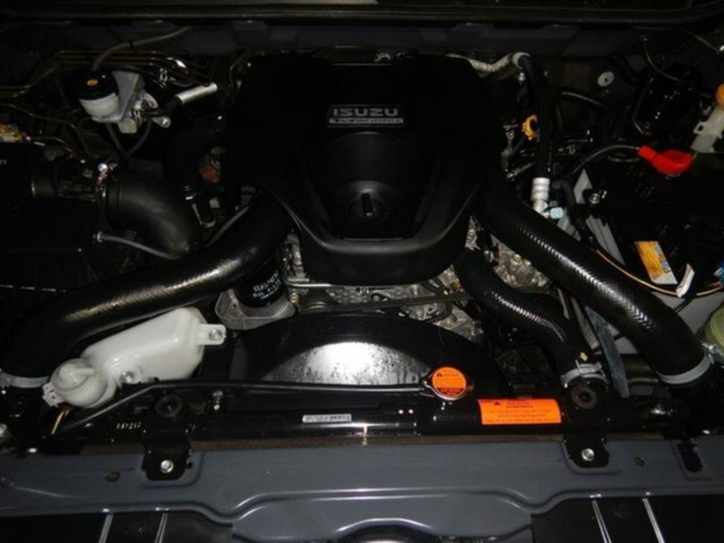 2014 ISUZU D-MAX LS-U HI-RIDE (4x4) TF MY12