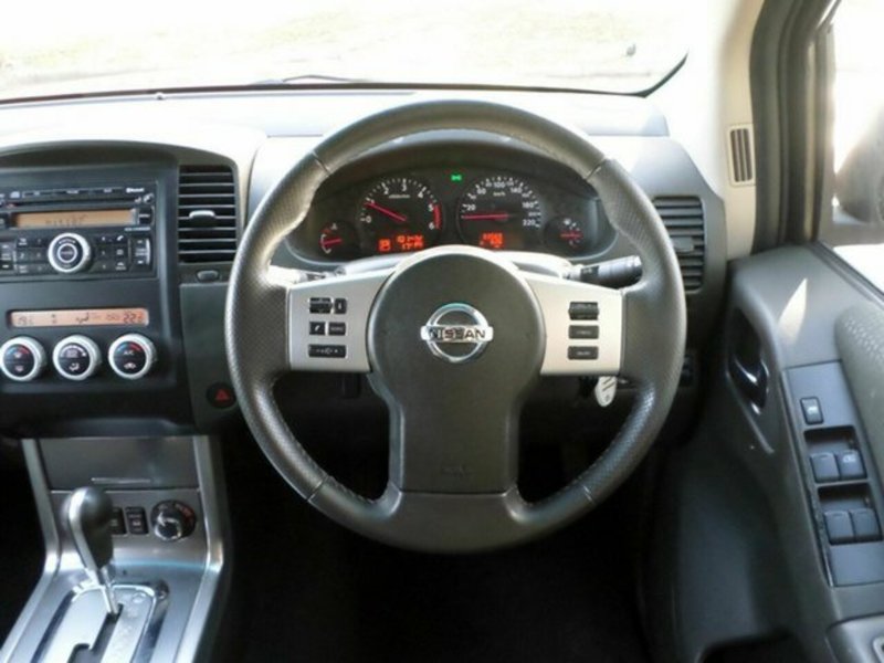 2010 NISSAN NAVARA ST-X (4x4) D40 SERIES 4