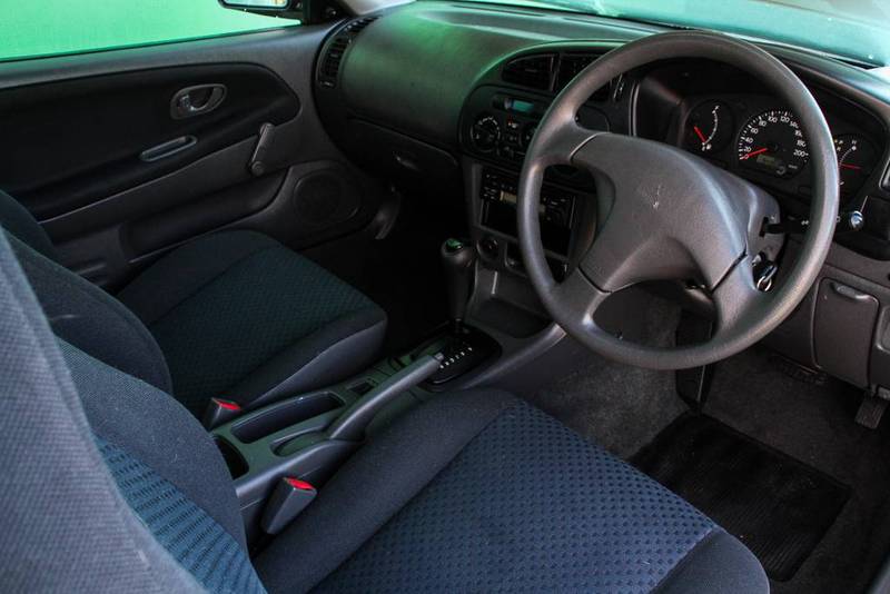 2003 MITSUBISHI MIRAGE CE