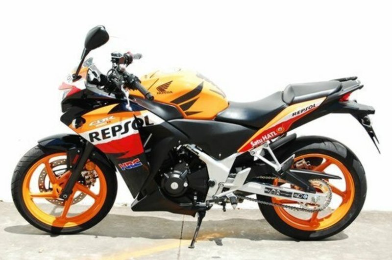 2013 HONDA 250CC CBR250R REPSOL (ABS)