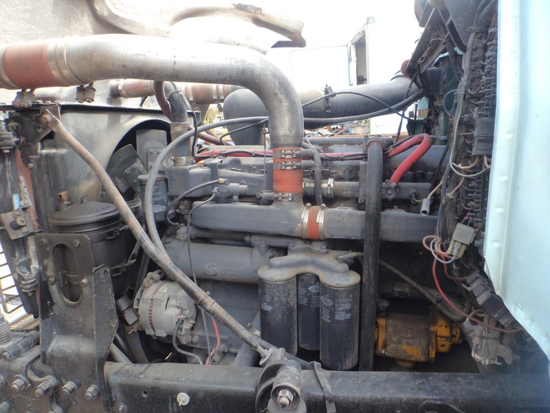 MACK R600 SERIES R600 SERIES Truck