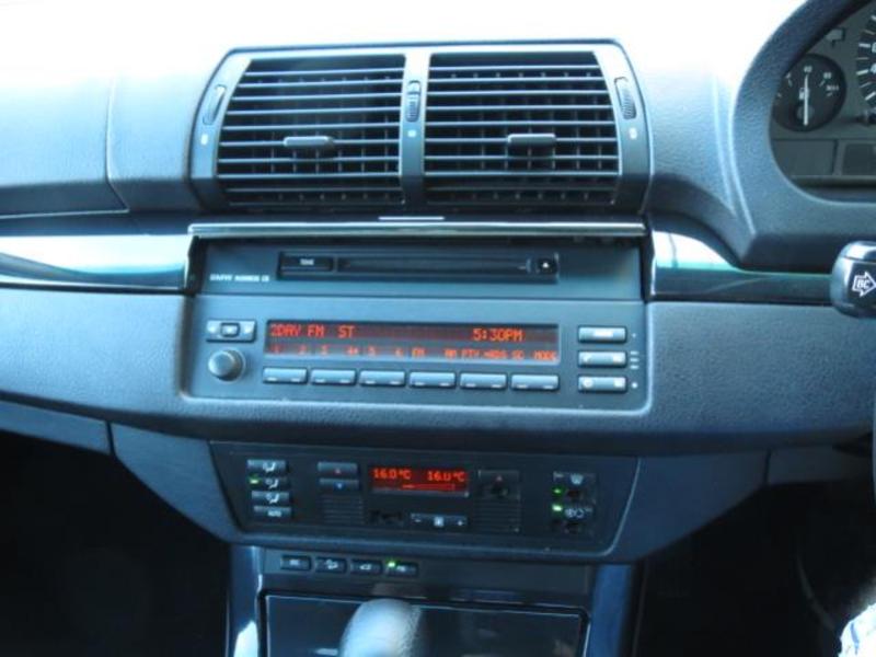 2004 BMW X5 3.0i E53