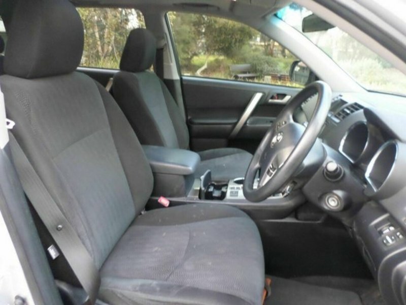 2013 TOYOTA KLUGER ALTITUDE (FWD) 7 SEAT GSU40R MY12