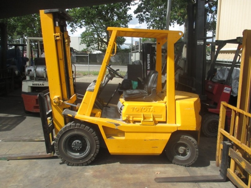 1985 TOYOTA 2.5 ton 4FG25 1173