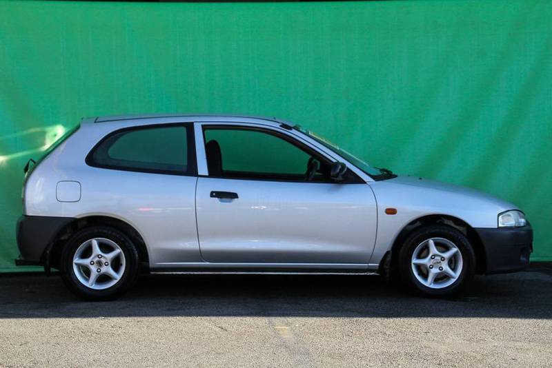 2003 MITSUBISHI MIRAGE CE