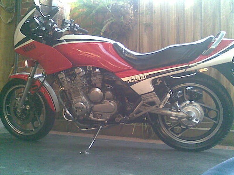 1983 YAMAHA XJ 900R
