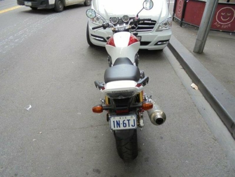 2017 HONDA CB400