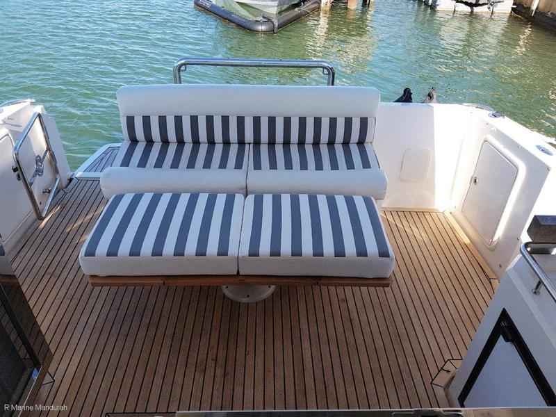 Riviera 3600 Sport Yacht ** UNDER OFFER IN 6 DAYS *** $265,500 ***
