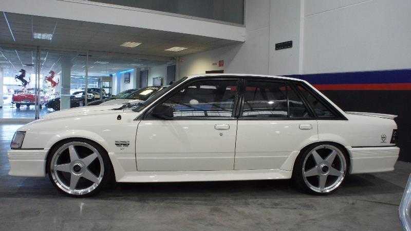 1985 HOLDEN COMMODORE SS group 3 (Replica)
