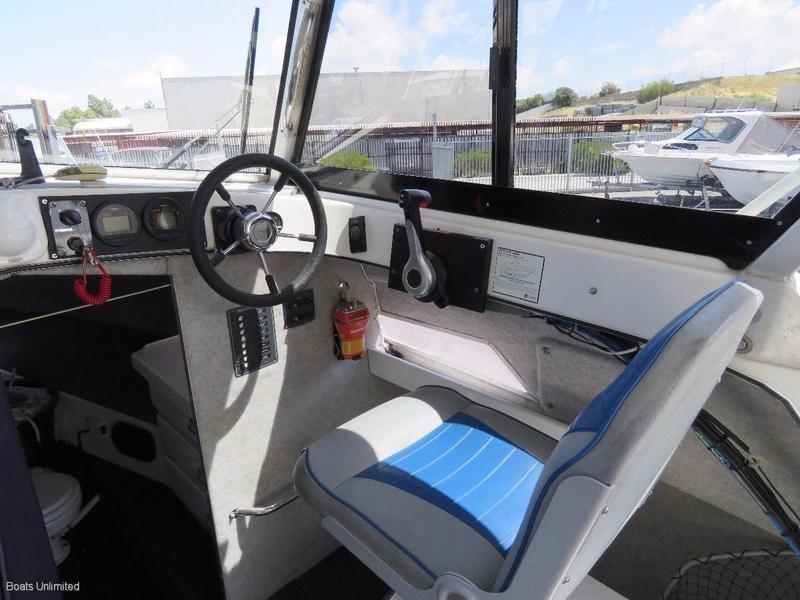 Nova 233 SPORTSCRUISER GREAT DECK, SUPER SOFT VDRY RIDE