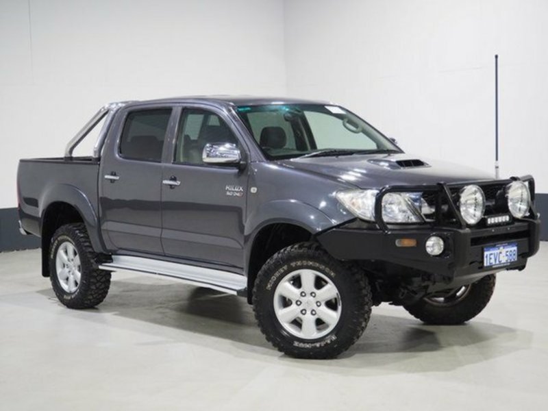 2011 TOYOTA HILUX SR5 (4x4) KUN26R MY11 UPGRADE