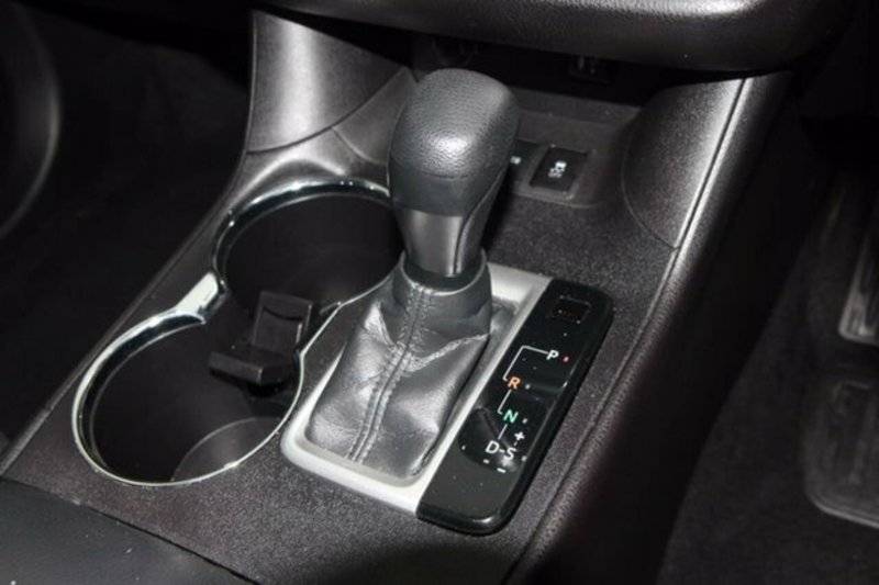2016 TOYOTA KLUGER GX (4x2) GSU50R