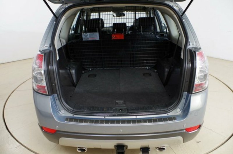 2011 HOLDEN CAPTIVA 7 LX (4x4) CG SERIES II