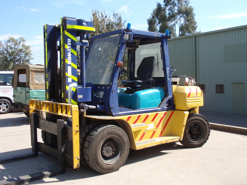 2003 KOMATSU FORKLIFT