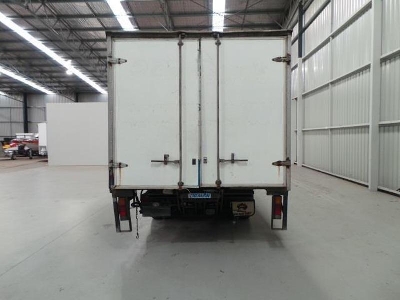 2006 FUSO CANTER PANTECH
