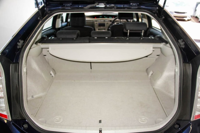 2014 TOYOTA PRIUS ZVW30R