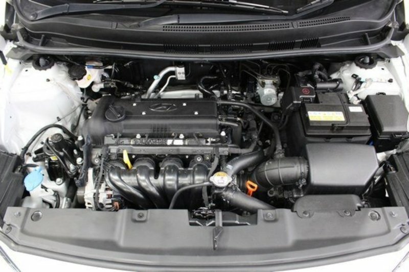 2014 HYUNDAI ACCENT ACTIVE RB2