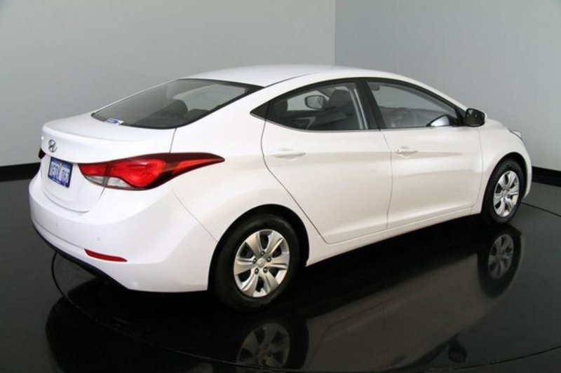 2014 HYUNDAI ELANTRA Active MD3