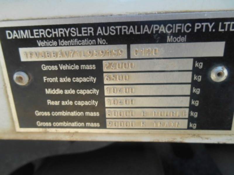 2000 FREIGHTLINER Century C(ST)120 Century Class FLX Century C(ST)120 Truck