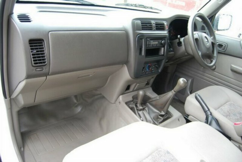 2006 NISSAN PATROL DX GU II