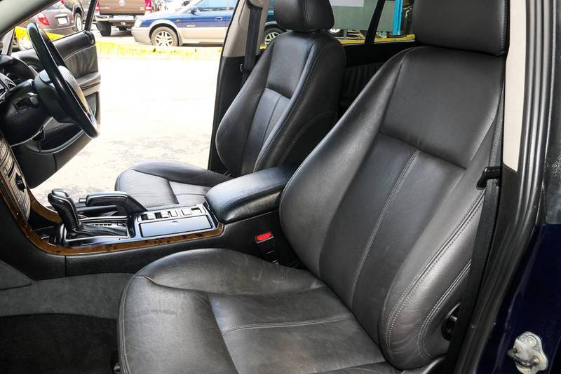 2004 HOLDEN STATESMAN V8 WK