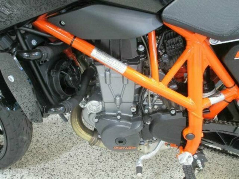 2012 KTM 690 DUKE Road