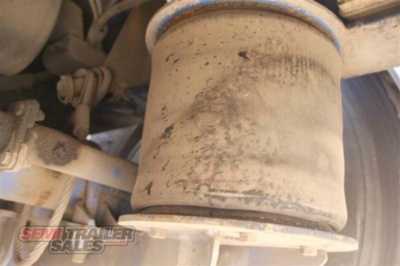 2008 MOORE Semi Retractable Tipping Skel Semi