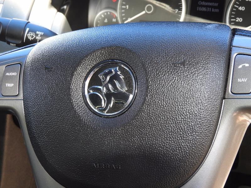 2011 HOLDEN CALAIS VE II