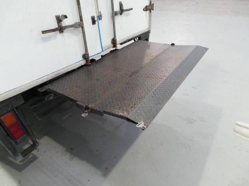 2006 FUSO CANTER PANTECH