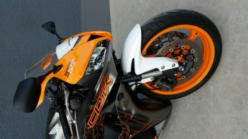 2011 HONDA CBR600RR
