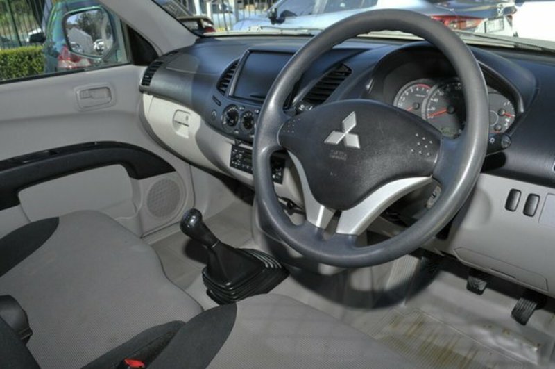 2012 MITSUBISHI TRITON GL MN MY12